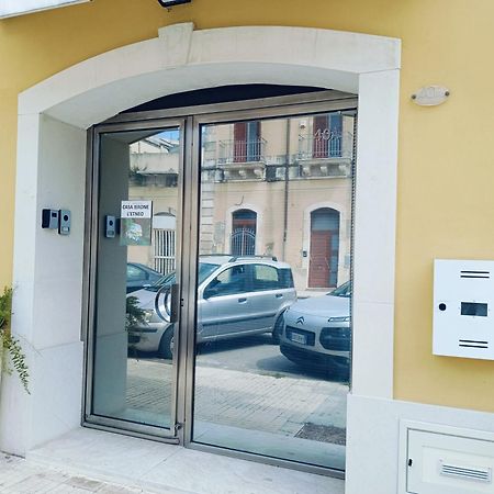 Casa Ierone L'Etneo Lägenhet Syrakusa Exteriör bild