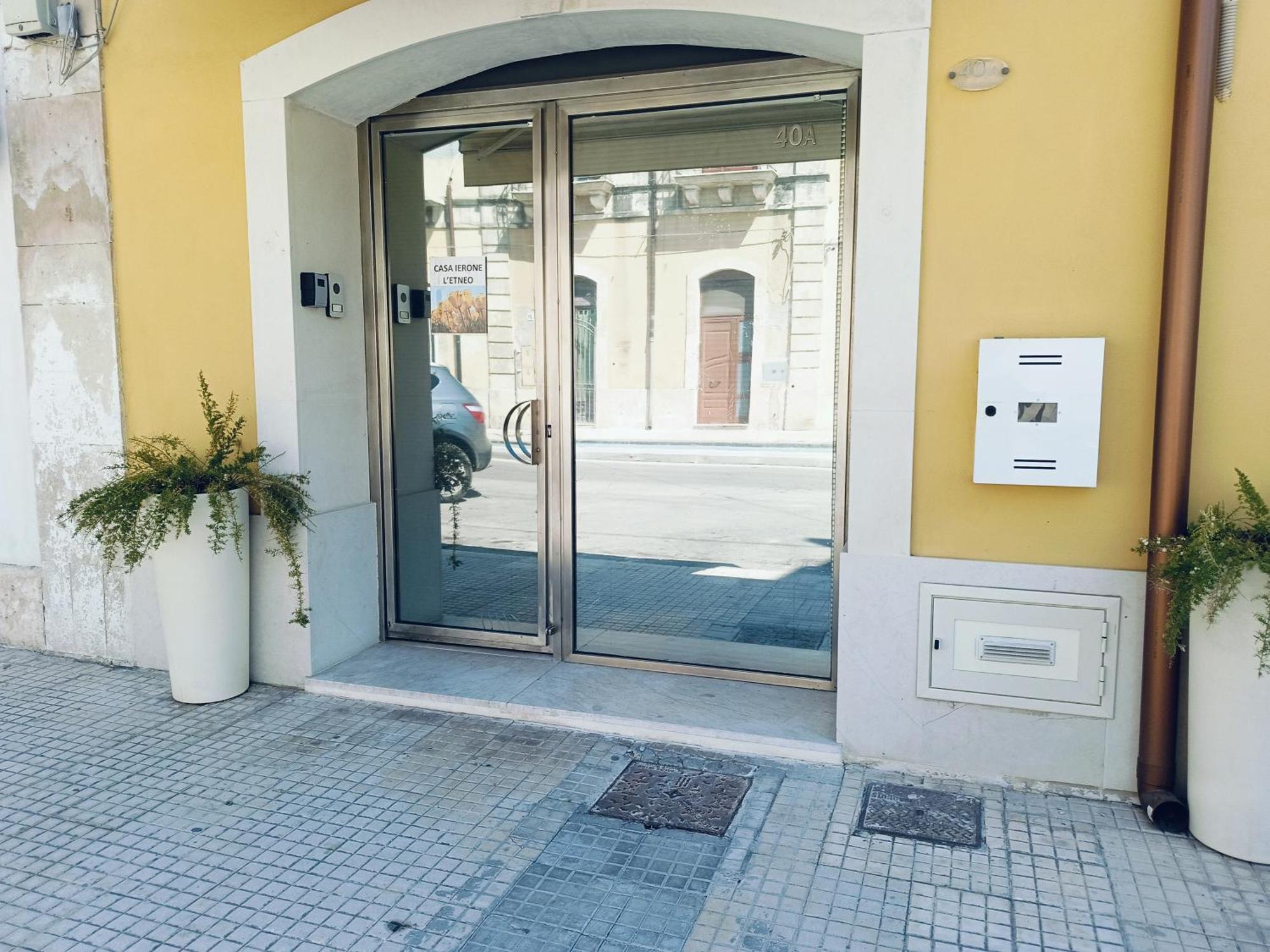 Casa Ierone L'Etneo Lägenhet Syrakusa Exteriör bild